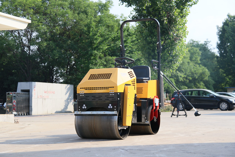 “明星款”小型壓路機(jī)，讓大家的選擇不再“迷路”！